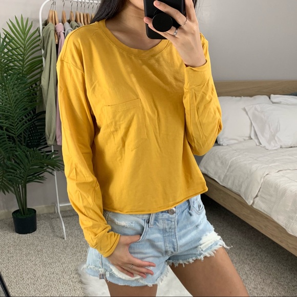 🆕 Gretchen- Yellow Cropped Long Sleeve - Picture 4 of 4